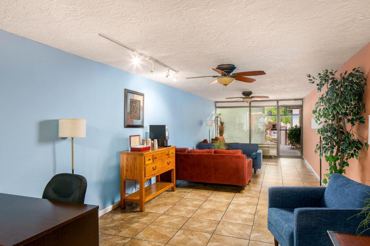 פיג'ן פורג' Americana Inn A Travelodge By Wyndham מראה חיצוני תמונה